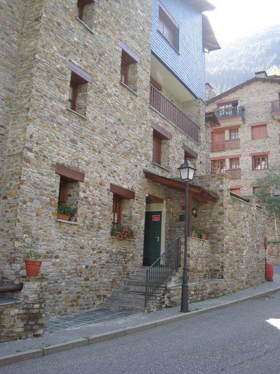 P&C Font Verd Canillo Buitenkant foto